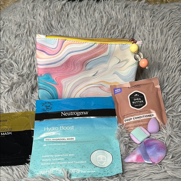 Ipsy Bag & Beauty Bundle Neutrogena Hydro Boost Mask HASK Shea Deep Cond. Mask + - Picture 7 of 10
